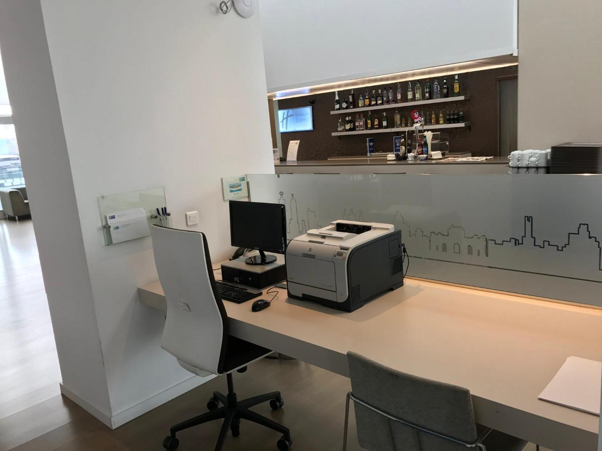 Holiday Inn Express Madrid Leganes By Ihg Dış mekan fotoğraf